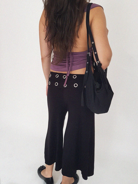 SILVER CAPRI SHORTS