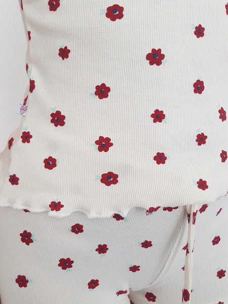 IRIS SHORTS // red daisy