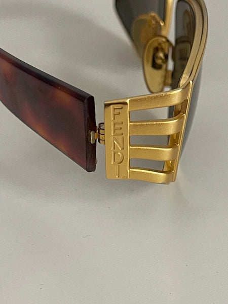 FENDI SUNNIES