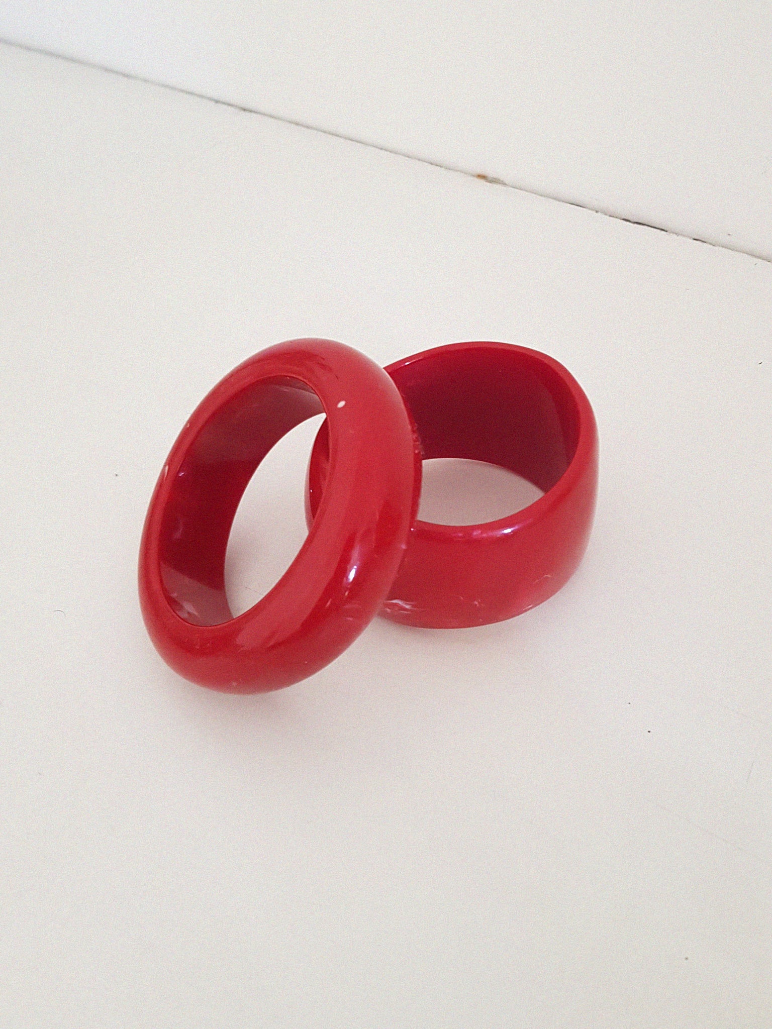 BRACELET  // red