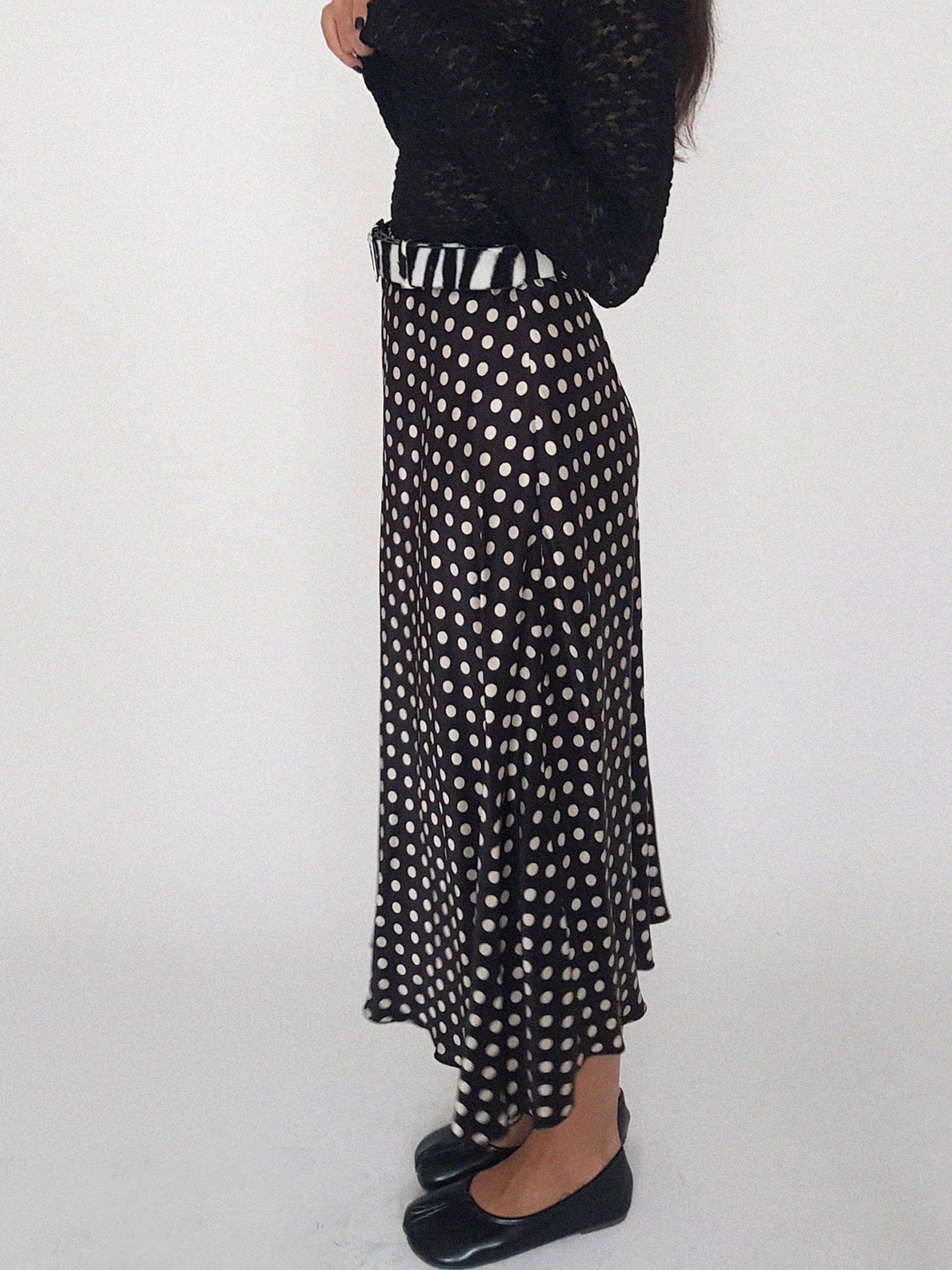 SHINNING SKIRT // BLACK POLKA