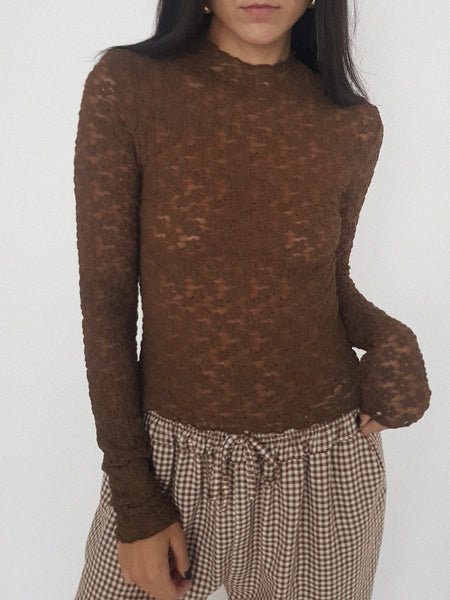 FLOWER TURTLENECK // brown