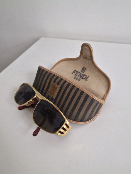 FENDI SUNNIES