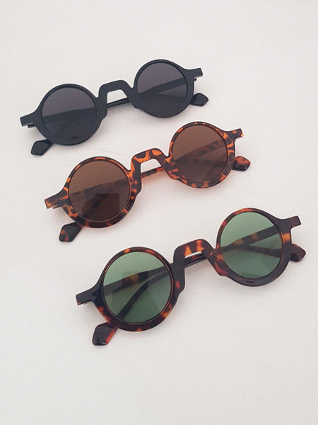 VELA SUNNIES