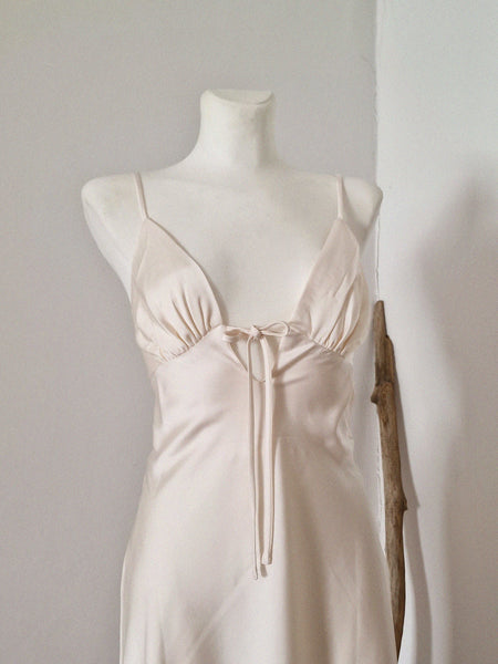 MAGNI DRESS // pearl