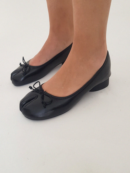 LOVELY SHOES heels