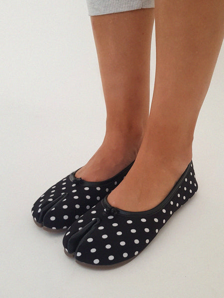 LOVELY SHOES POLKA