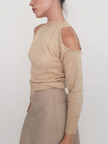 KNIT TOP