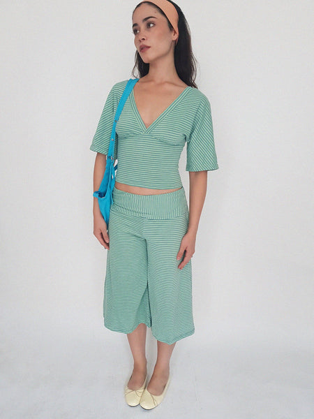 WALNUT CAPRI SHORTS  // menta