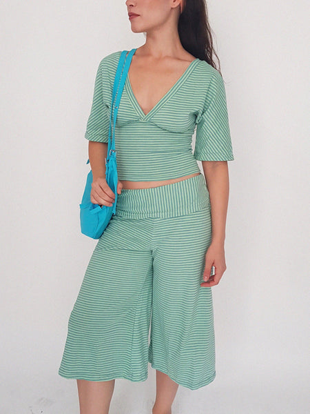 APPLE TOP // menta