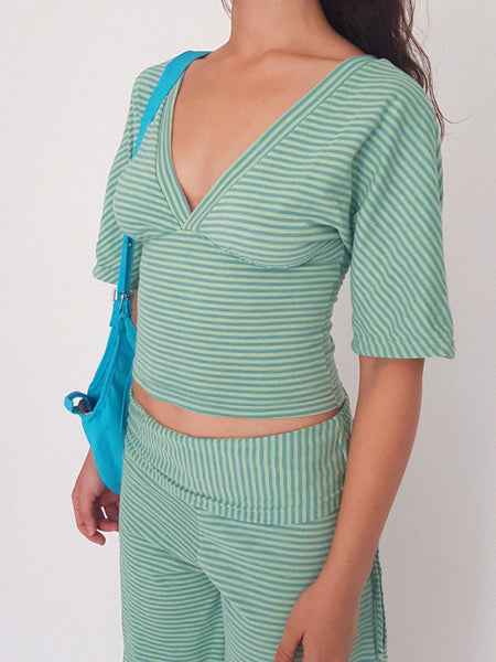 APPLE TOP // menta
