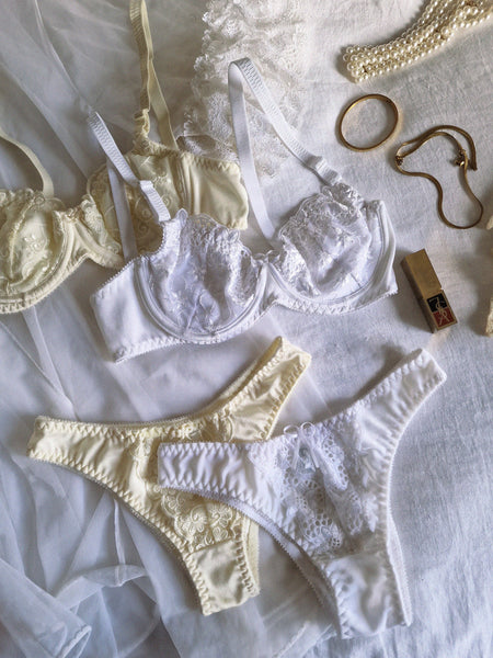 LINGERIE SET // white