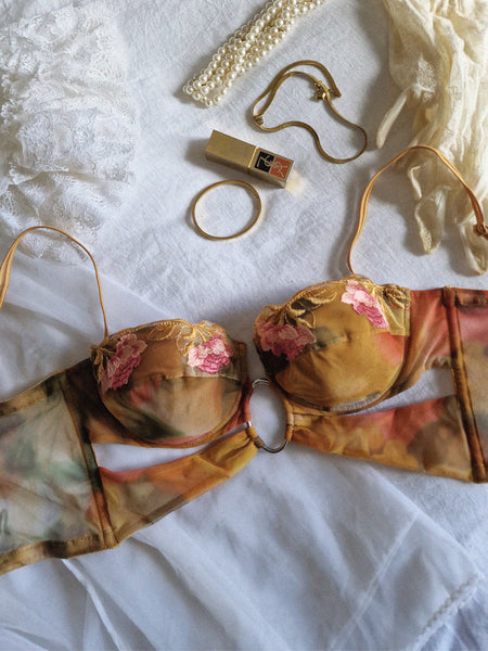 AMAZING BRA